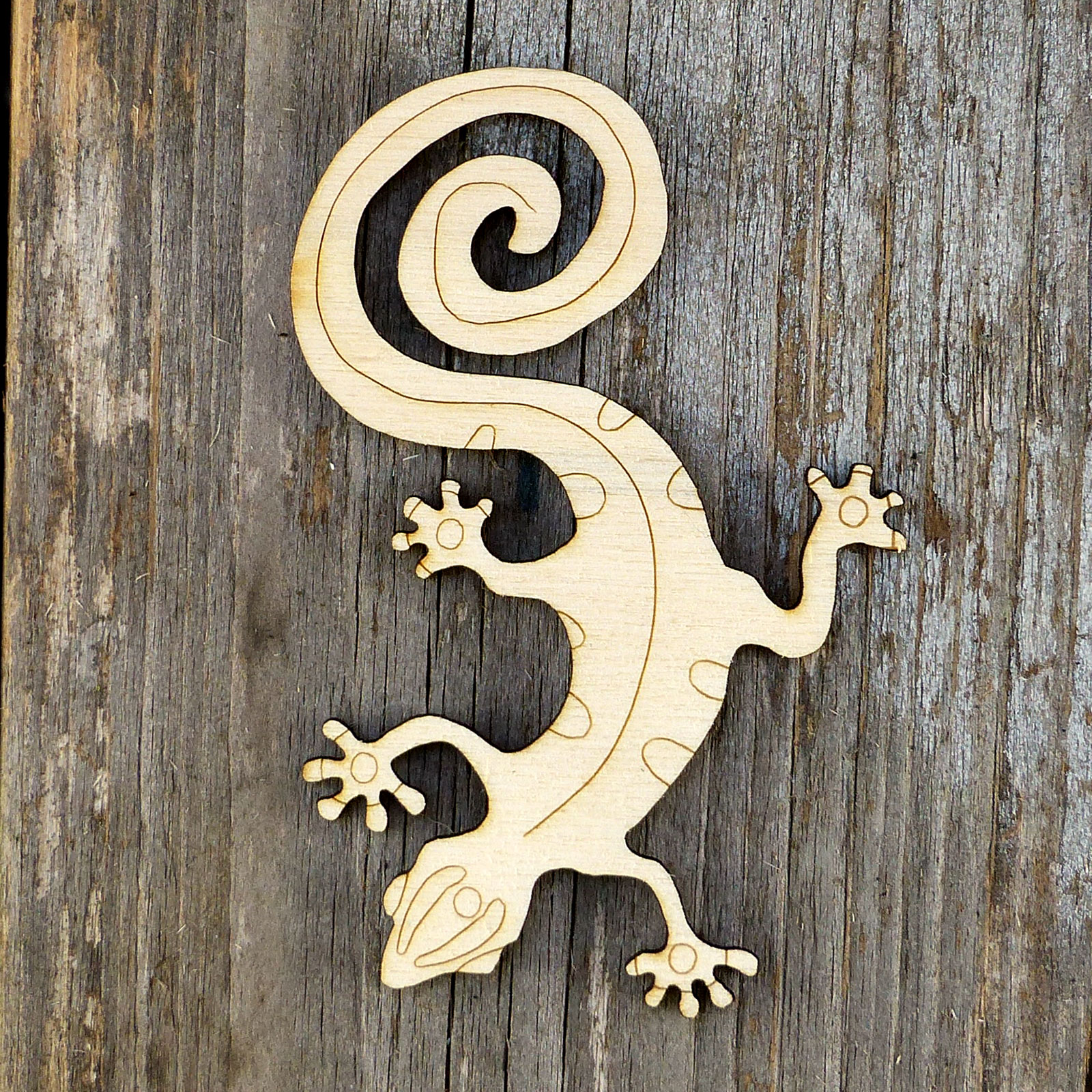 10x Wooden Gecko with Curly Tail Craft Shapes 3mm Plywood - Picture 2 of 3