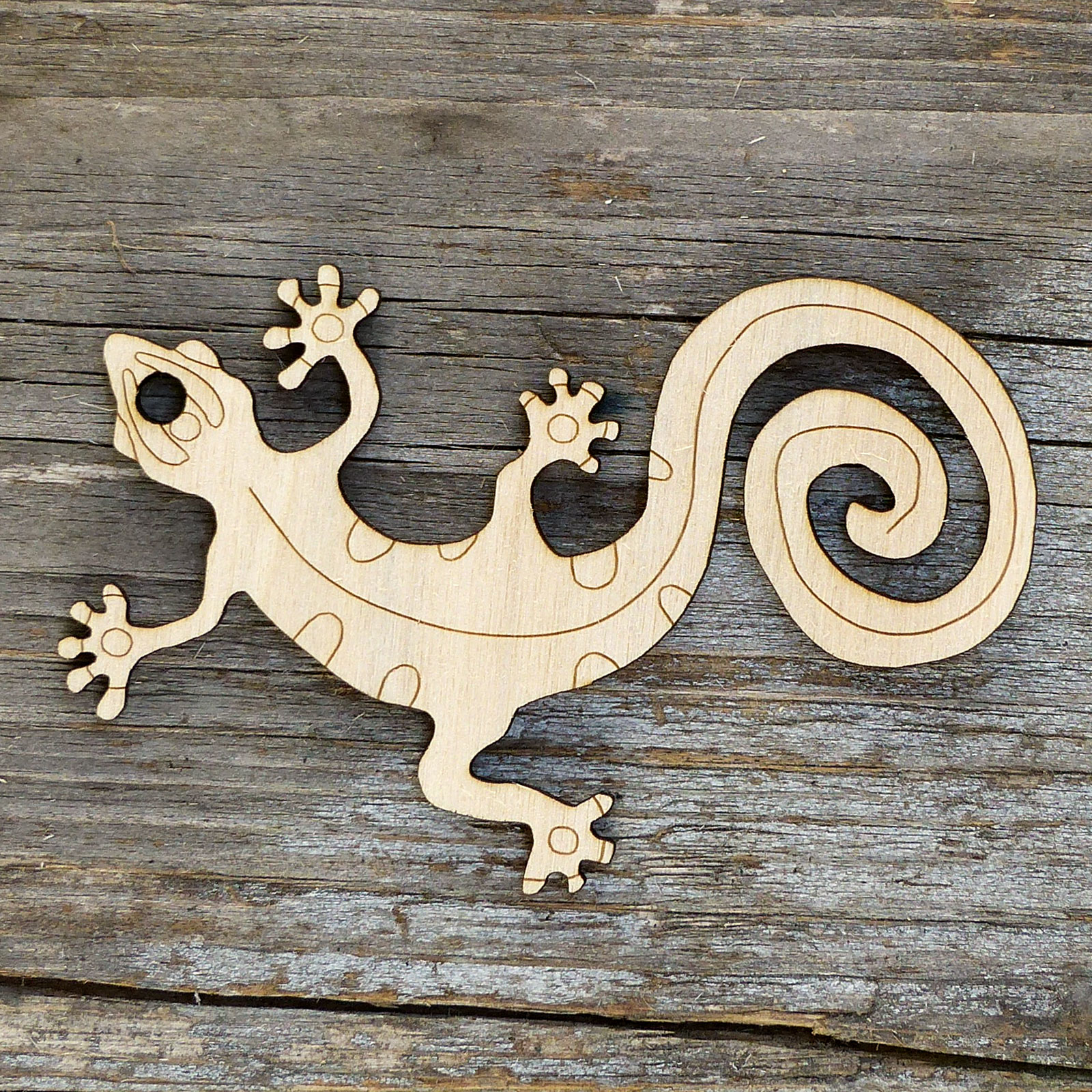 10x Wooden Gecko with Curly Tail Craft Shapes 3mm Plywood - Picture 3 of 3